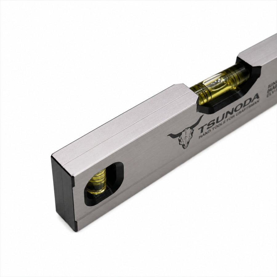 【8月中旬以降発売予約品】TSUNODA ツノダ 電工 ネオジムレベル ELV-200 200mm エアコン設置用水平器