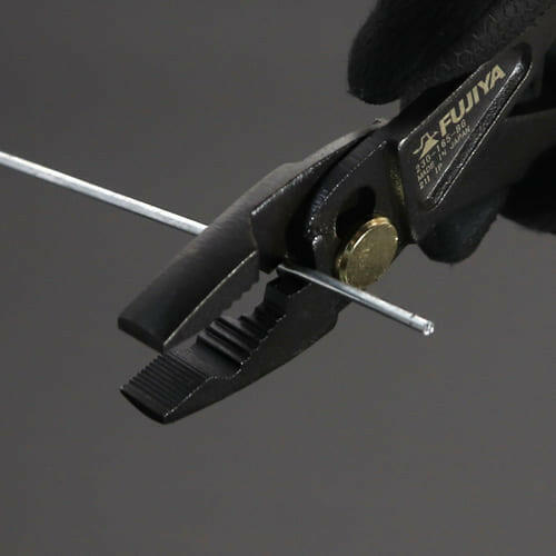 フジ矢 黒金 超軽量コンビネーションプライヤー 230