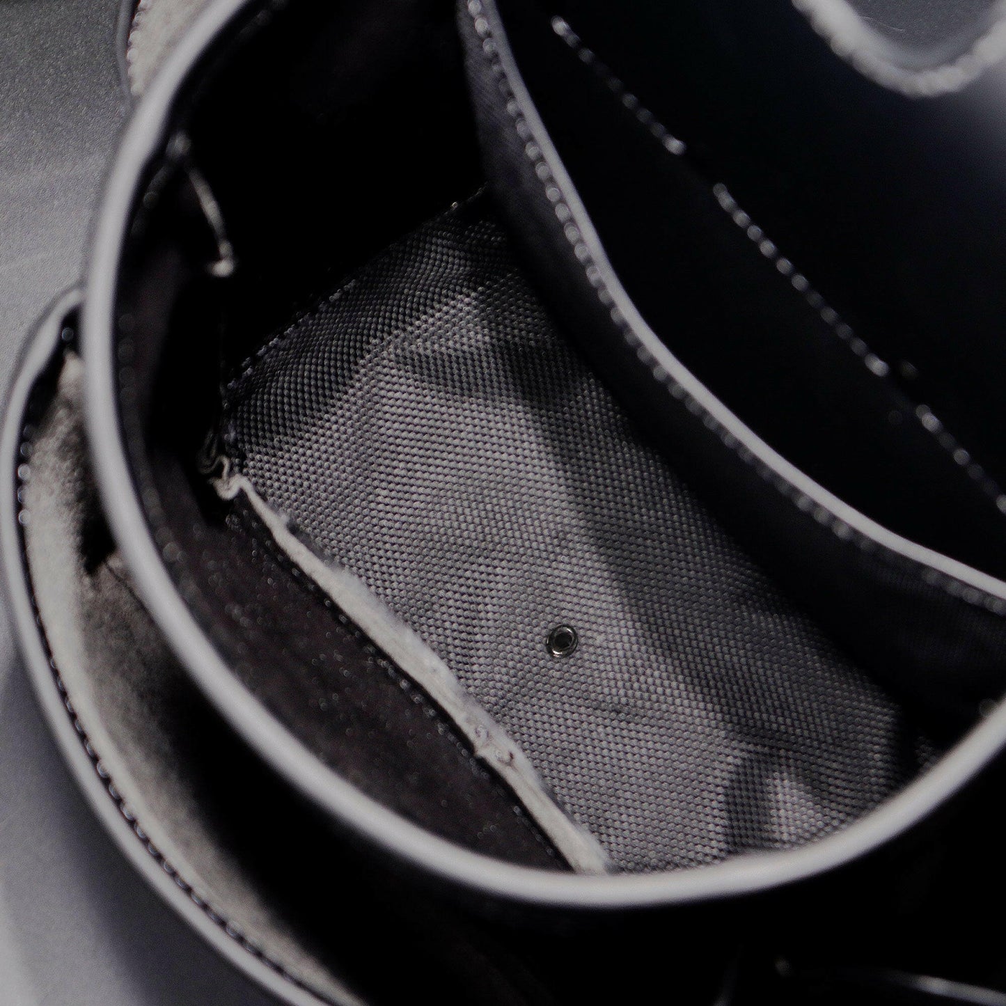 フジ矢 黒金 LIGHT PU LEATHER SERIES 腰袋 / 建築薄型腰袋