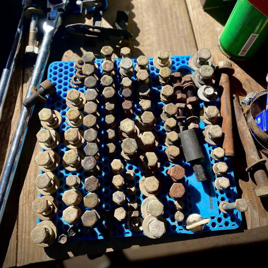 BOLTSTER ボルトスター BTS-100001R オリジナル ボルトオーガナイザー｜M7〜M17対応｜765穴｜耐熱260℃｜特殊高強度シリコン