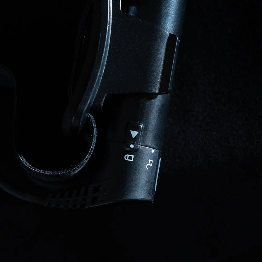 LEDLENSER レッドレンザー H8R 25周年モデル 503264 USB-C充電式ヘッドライト 600lm 限定色 予備バッテリー付