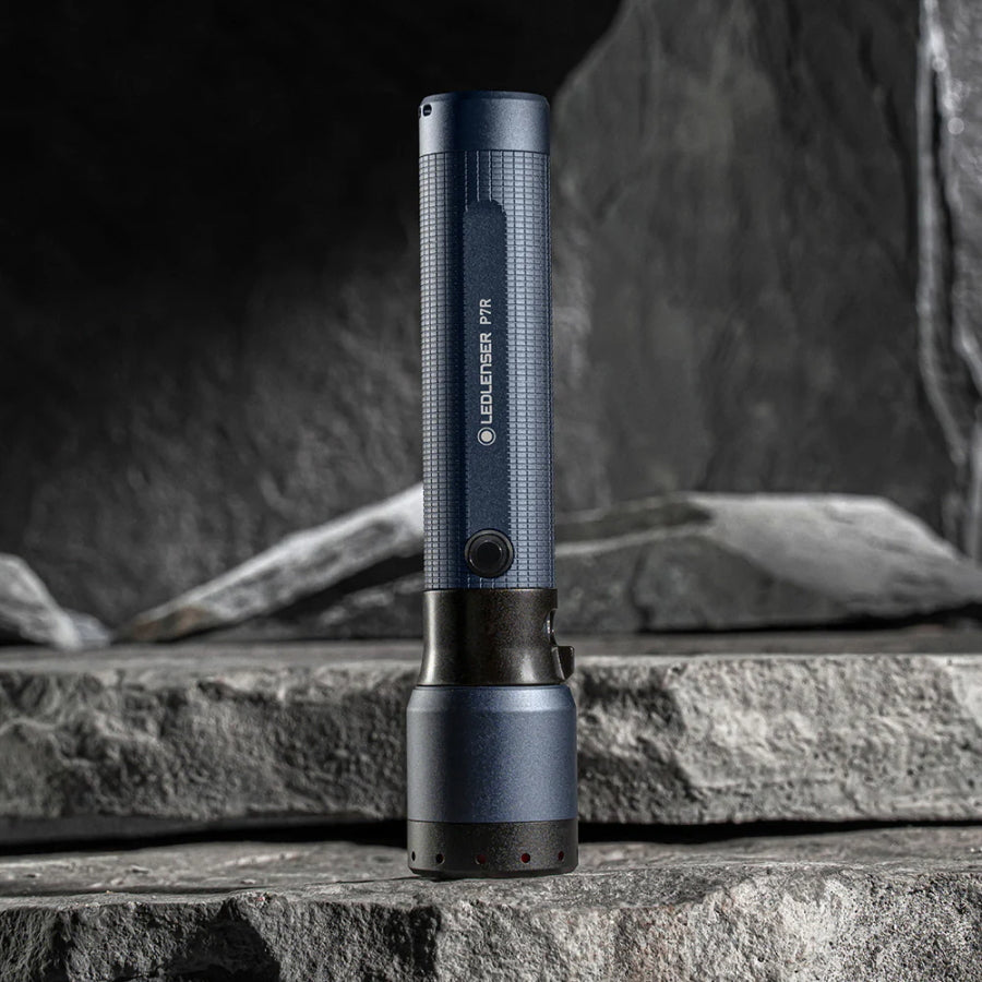 LEDLENSER レッドレンザー P7R 25周年モデル 503265 充電式LEDハンドライト 最大2000lm USB-C 予備バッテリー付