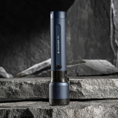 LEDLENSER レッドレンザー P7R 25周年モデル 503265 充電式LEDハンドライト 最大2000lm USB-C 予備バッテリー付